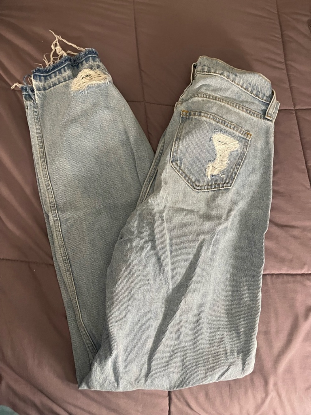 Amsterdam Ripped Straight Leg Jeans - Light Blue Wash - Picture 5 of 7